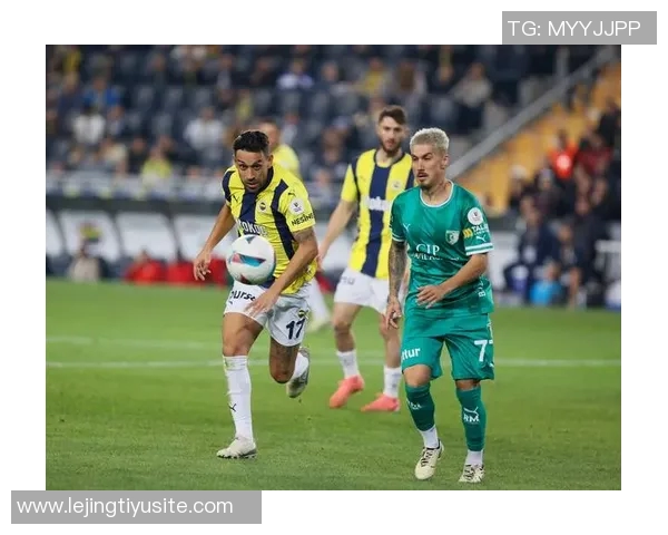 萨格勒布迪纳摩欲租回利瓦科维奇与费内巴切展开谈判